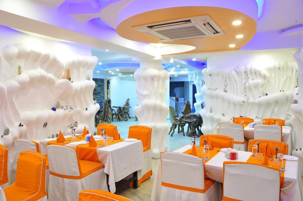 Royal Penguin Boutique Hotel & Spa Katmandu Eksteriør billede