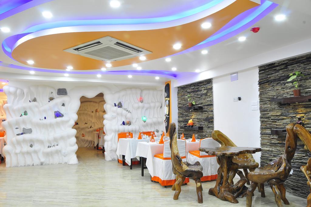Royal Penguin Boutique Hotel & Spa Katmandu Eksteriør billede