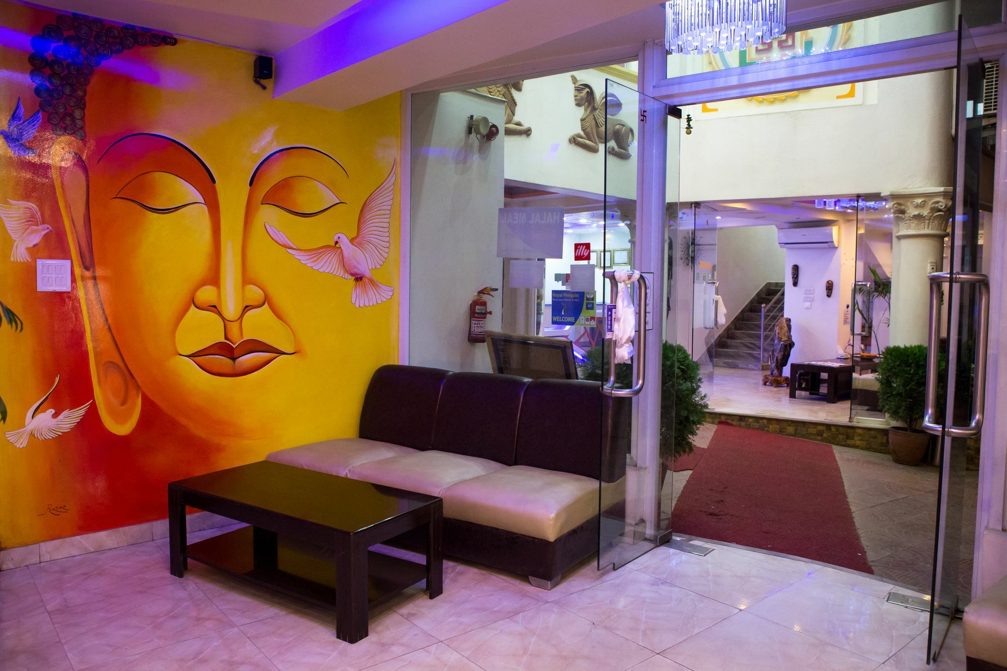 Royal Penguin Boutique Hotel & Spa Katmandu Eksteriør billede